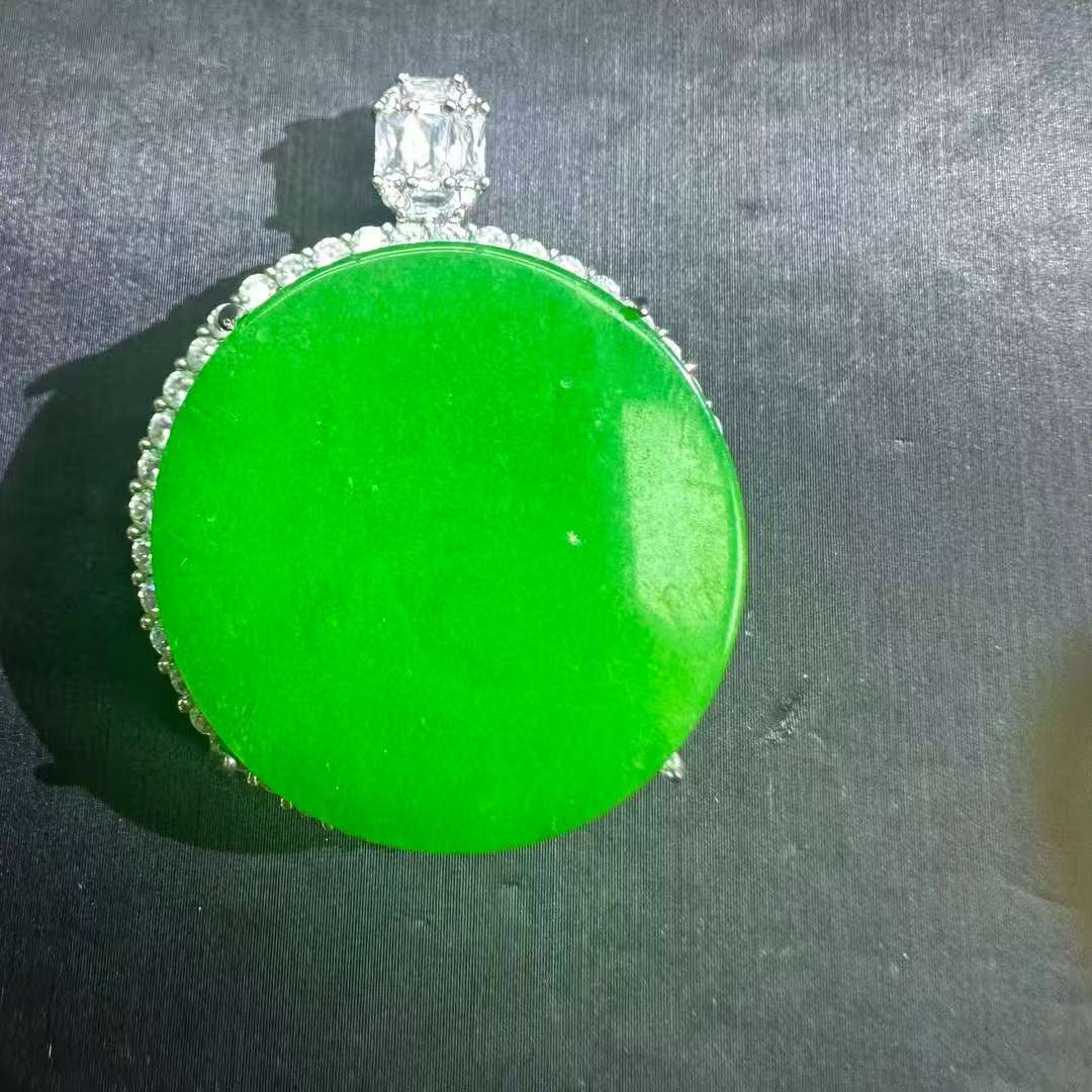 满绿圆面吊坠H083