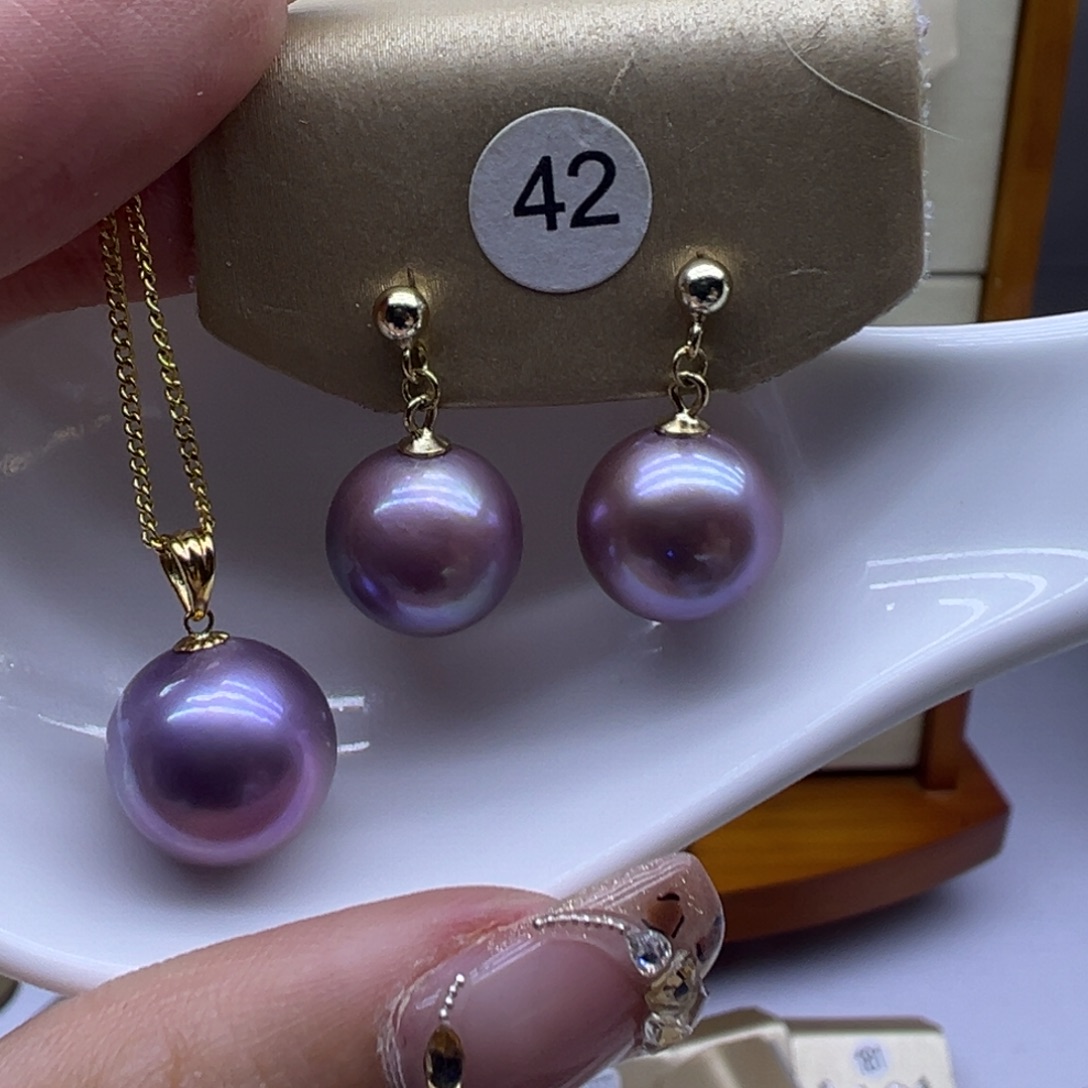 淡水珍珠吊坠(赠链)18K金镶嵌