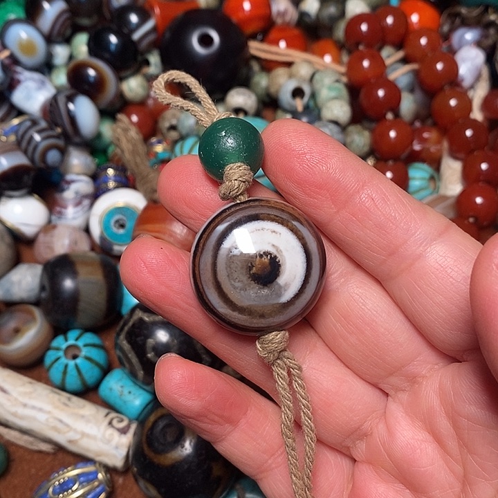 未镶嵌颈饰玛瑙/玉髓