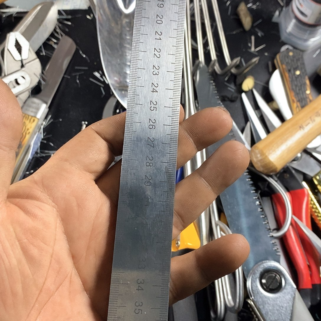 在你身边是个人吧哈哈