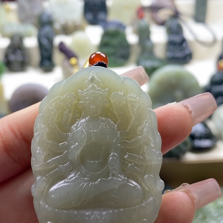 和田玉颈饰未镶嵌