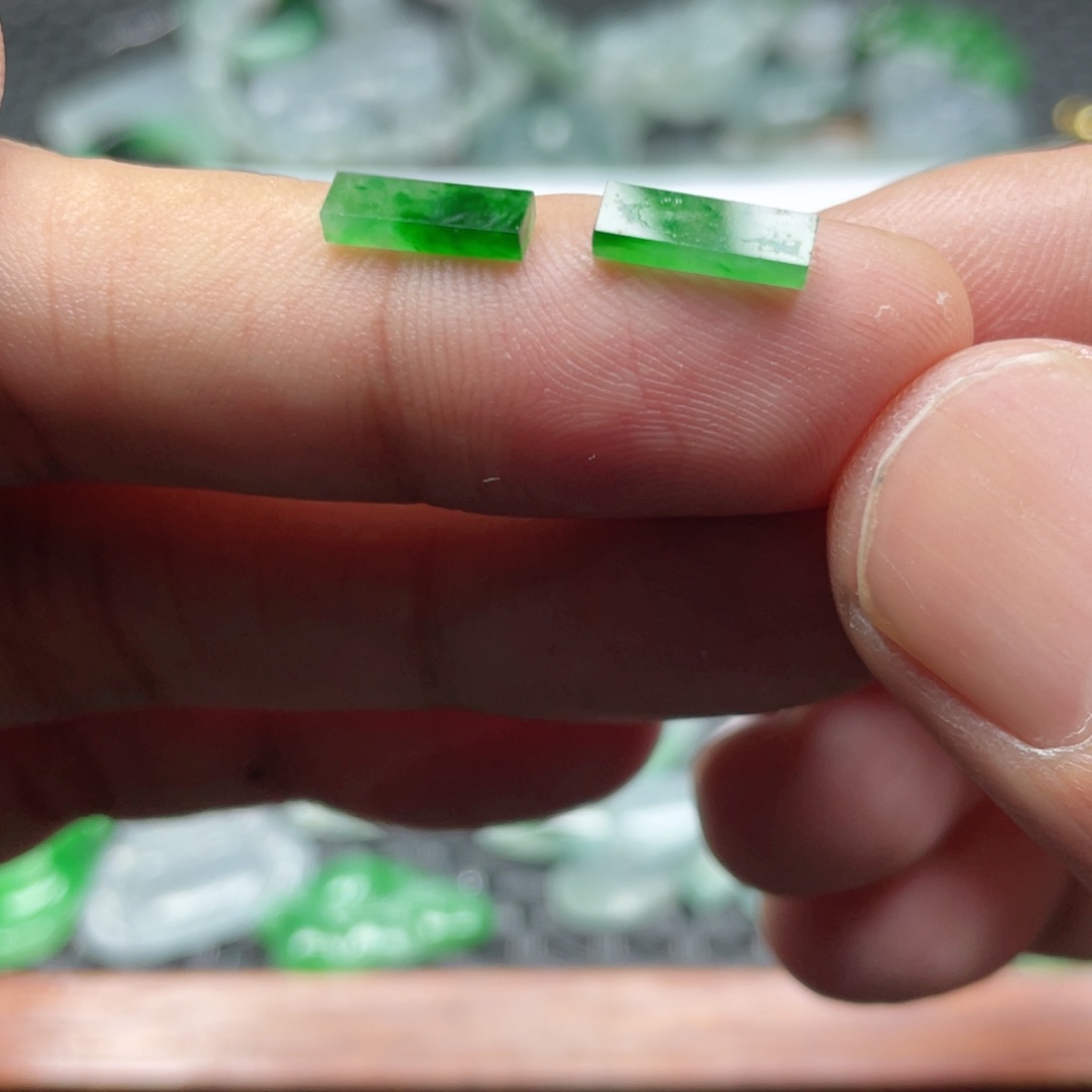 翡翠手链未镶嵌翡翠