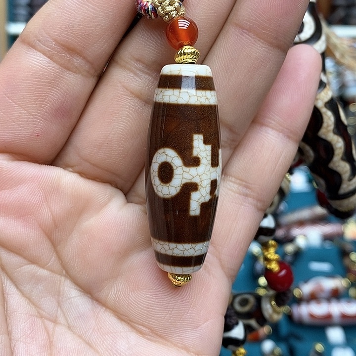 玛瑙/玉髓颈饰合金