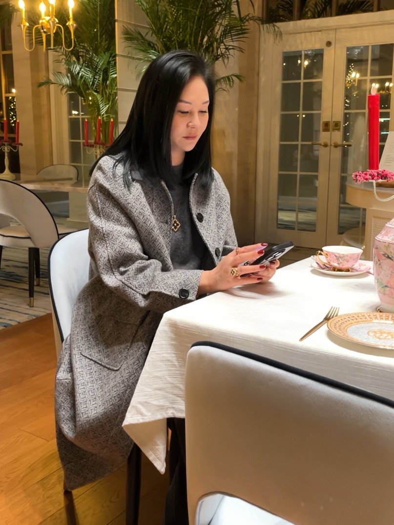 BARRIAILEN |  时尚大气翻领格雷灰简约百搭长款大衣-2407015