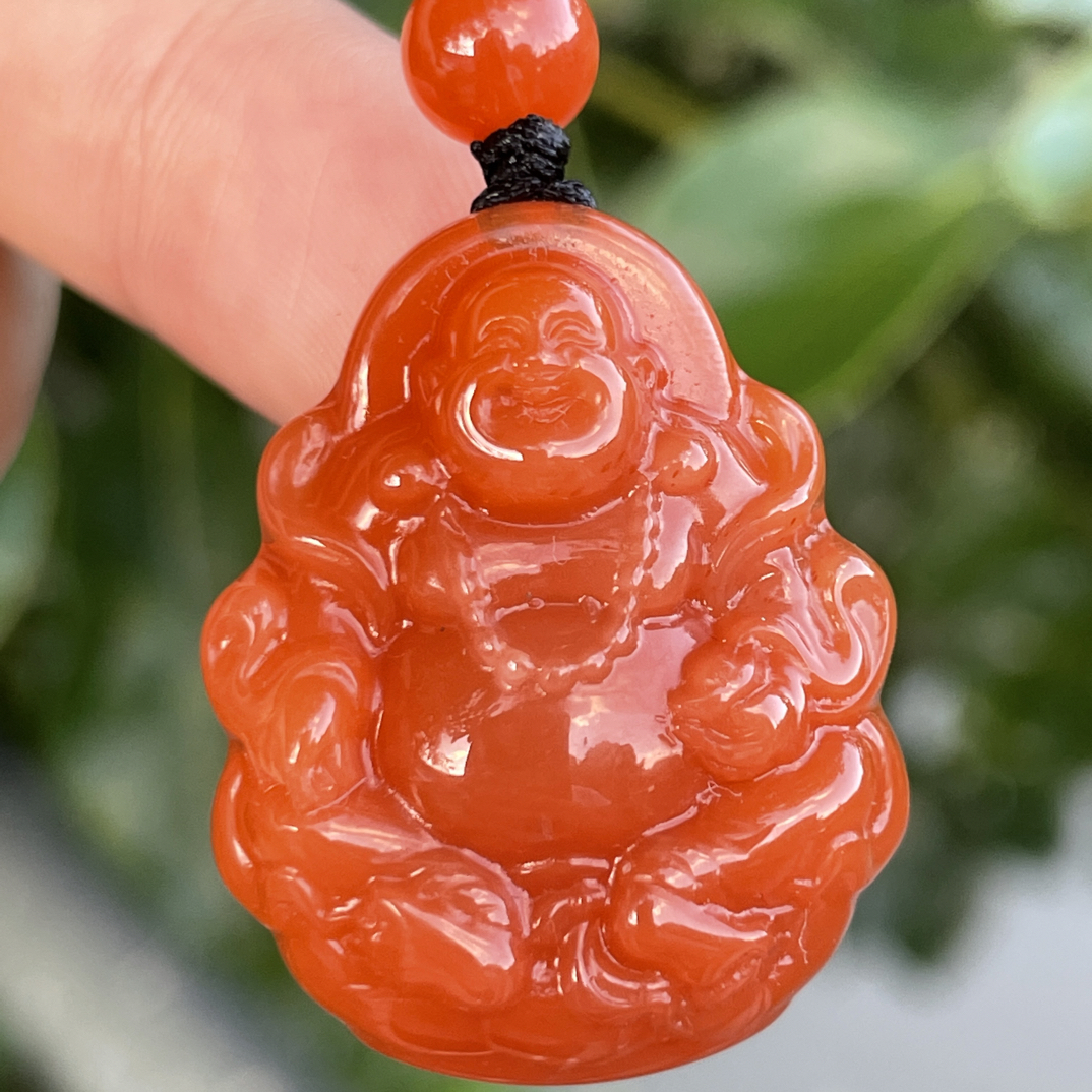 精品南红玛瑙笑口常开佛公精雕弥勒佛牌弥勒吊坠尺寸24x30x11mm