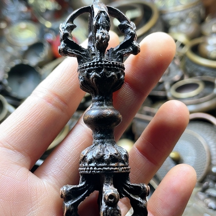 全是铜铜铜器铜器