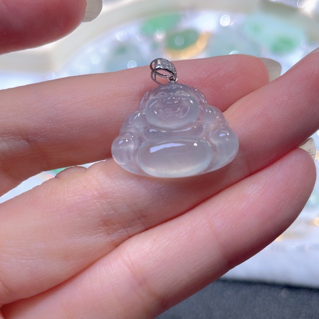 翡翠18K金镶嵌颈饰翡翠