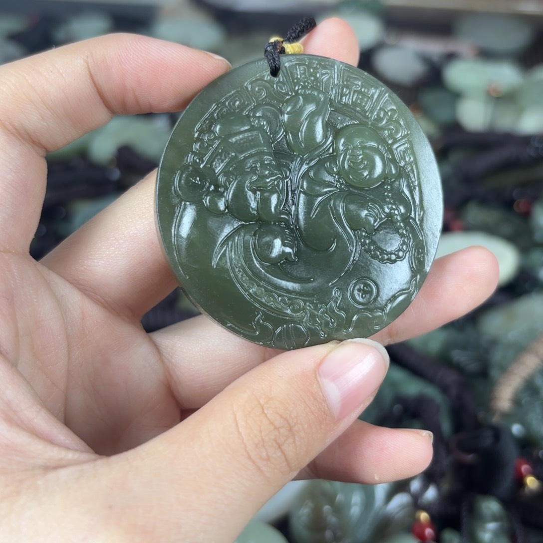 和田玉颈饰未镶嵌