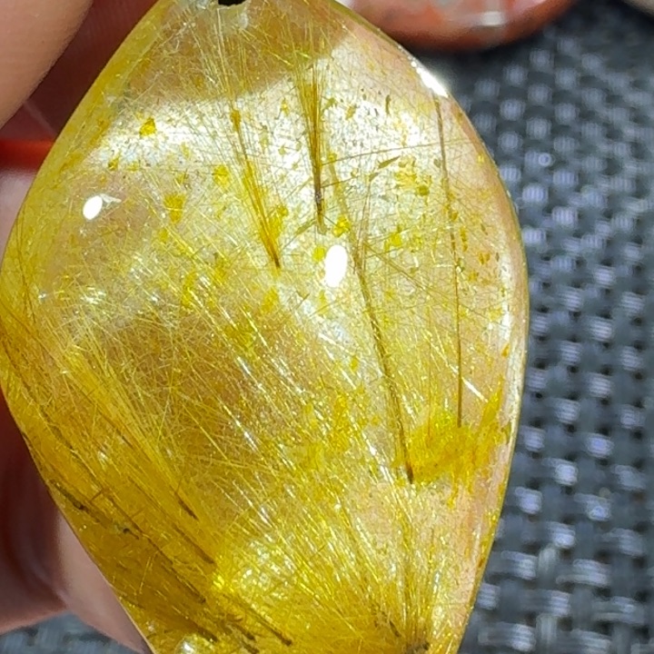 水晶吊坠(不含链)未镶嵌云**庄