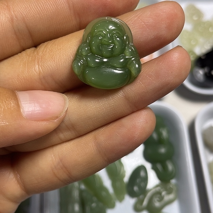 和田玉（碧玉）未镶嵌颈饰