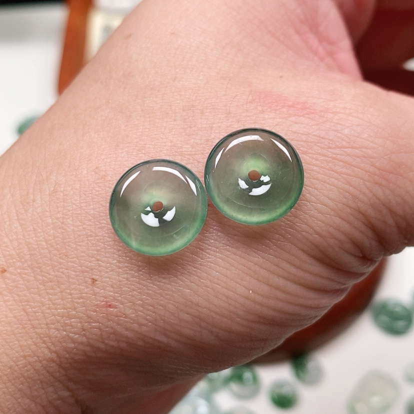 【闪购商品】翡翠吊坠(不含链)未镶嵌