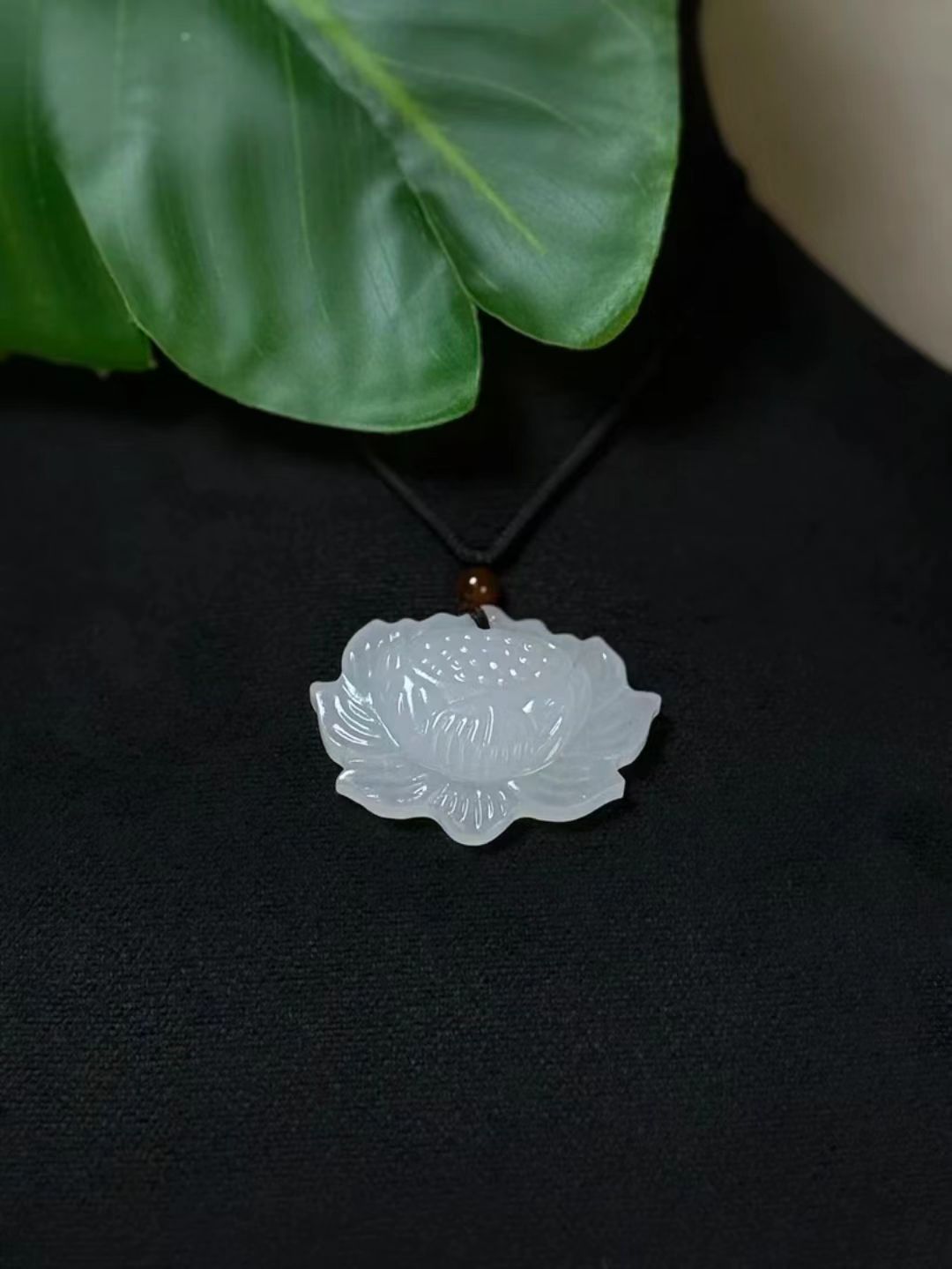 【专属】好运连连莲花吊坠