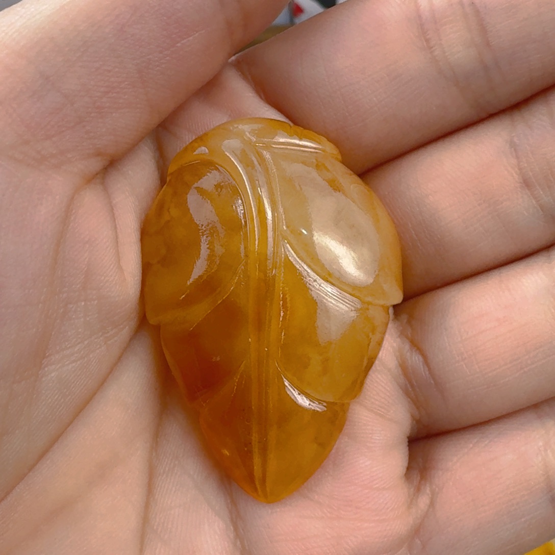 蜜蜡未镶嵌珠宝奇石全品 7.23g43.2×30×10.9mm》