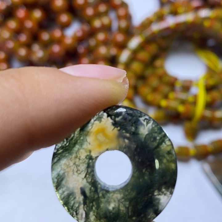 玛瑙/玉髓颈饰未镶嵌