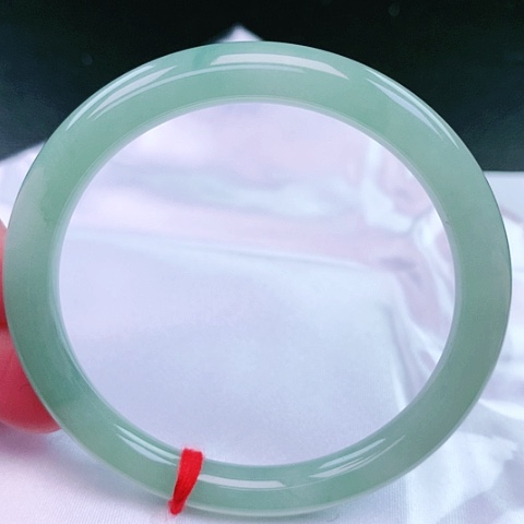 翡翠手镯（圆镯）未镶嵌17号