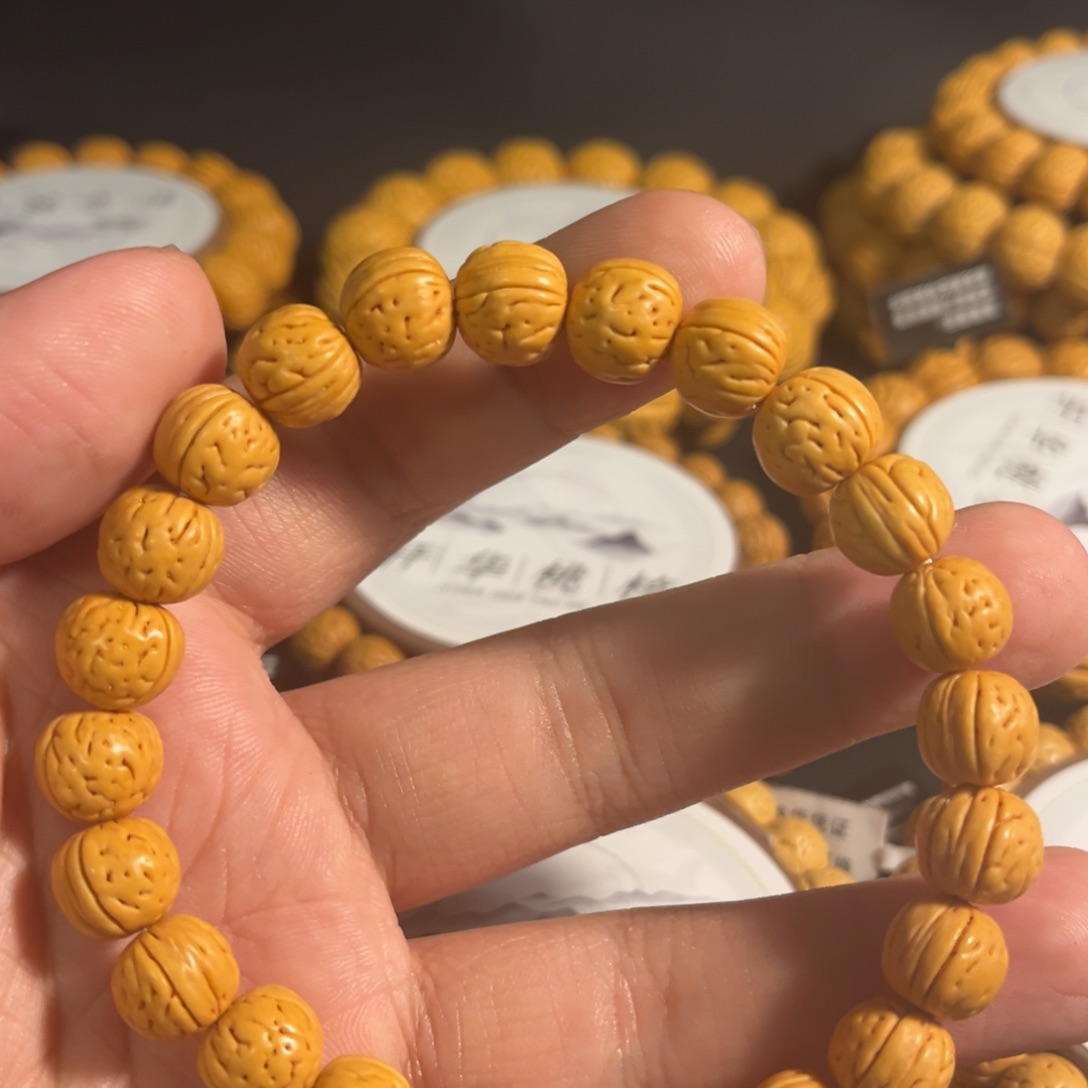 淡***然手串龙脊菩提精品桃核
