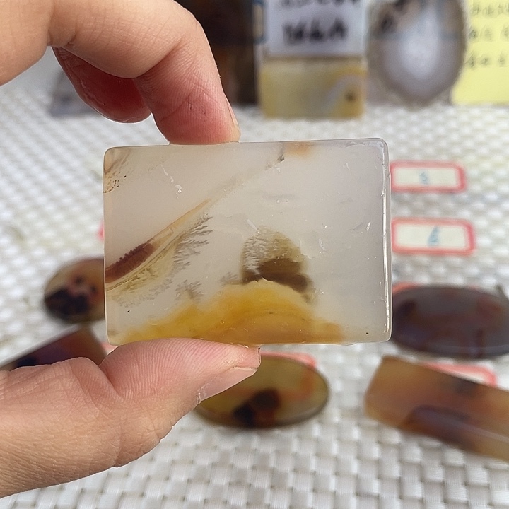 玛瑙/玉髓未镶嵌颈饰