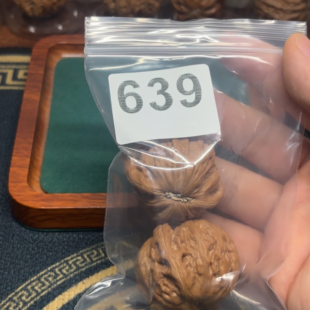 文玩核桃吊坠铁锤639“