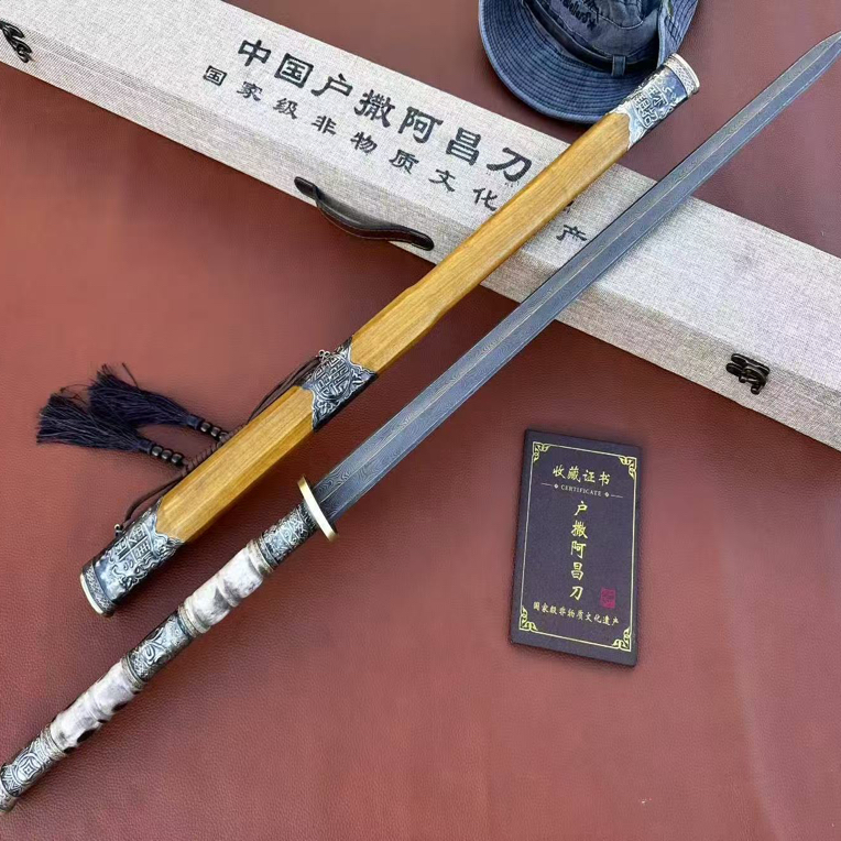 大马士革扭转纹手工锻打未开刃适合户外收藏装饰的冷兵器