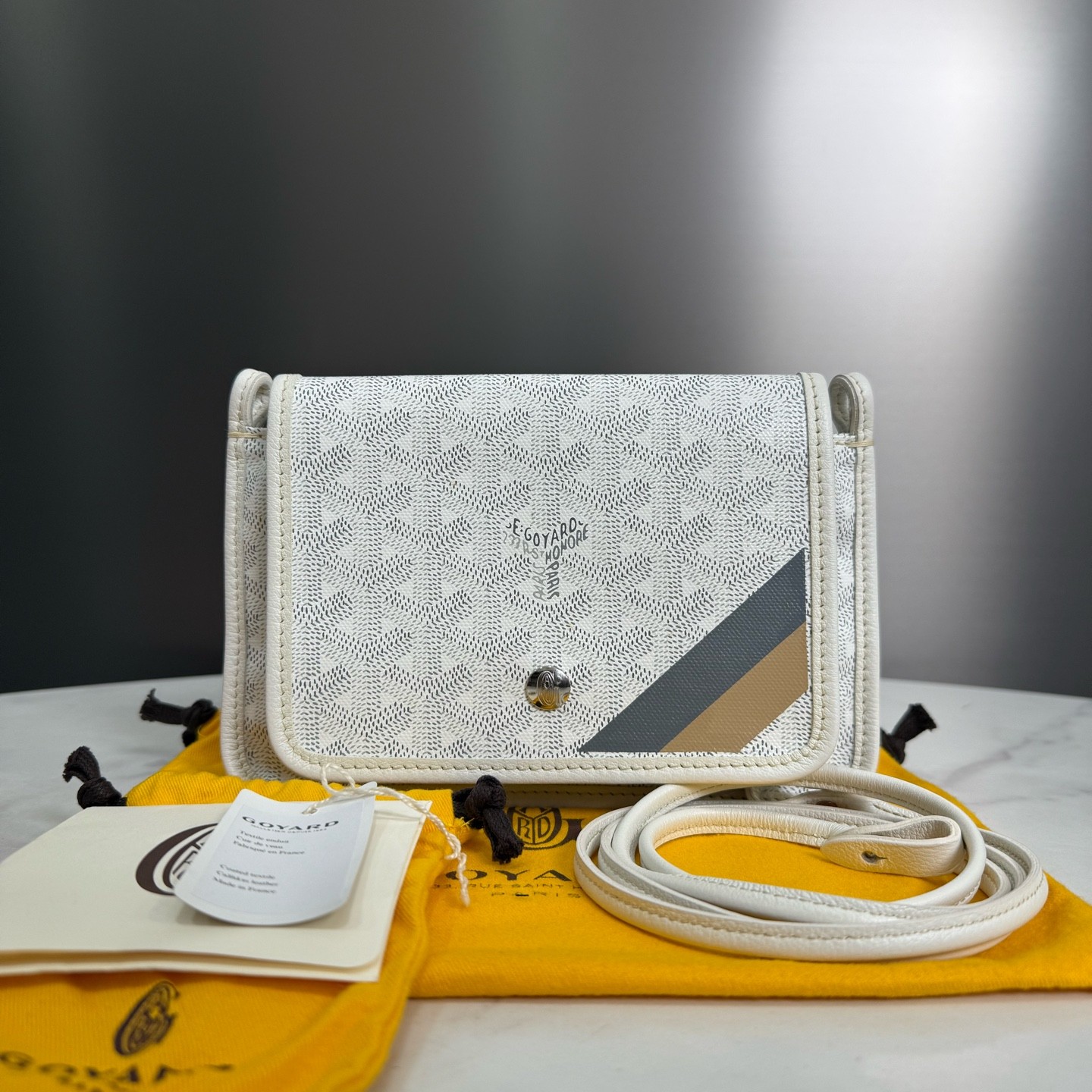 95新 Goyard Y字老花满印多口袋单肩斜挎包