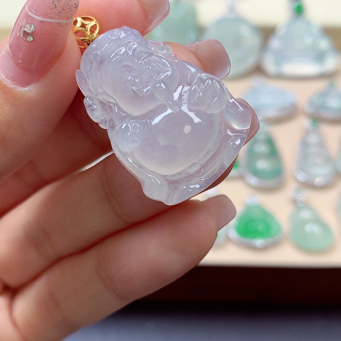 翡翠颈饰18K金镶嵌翡翠