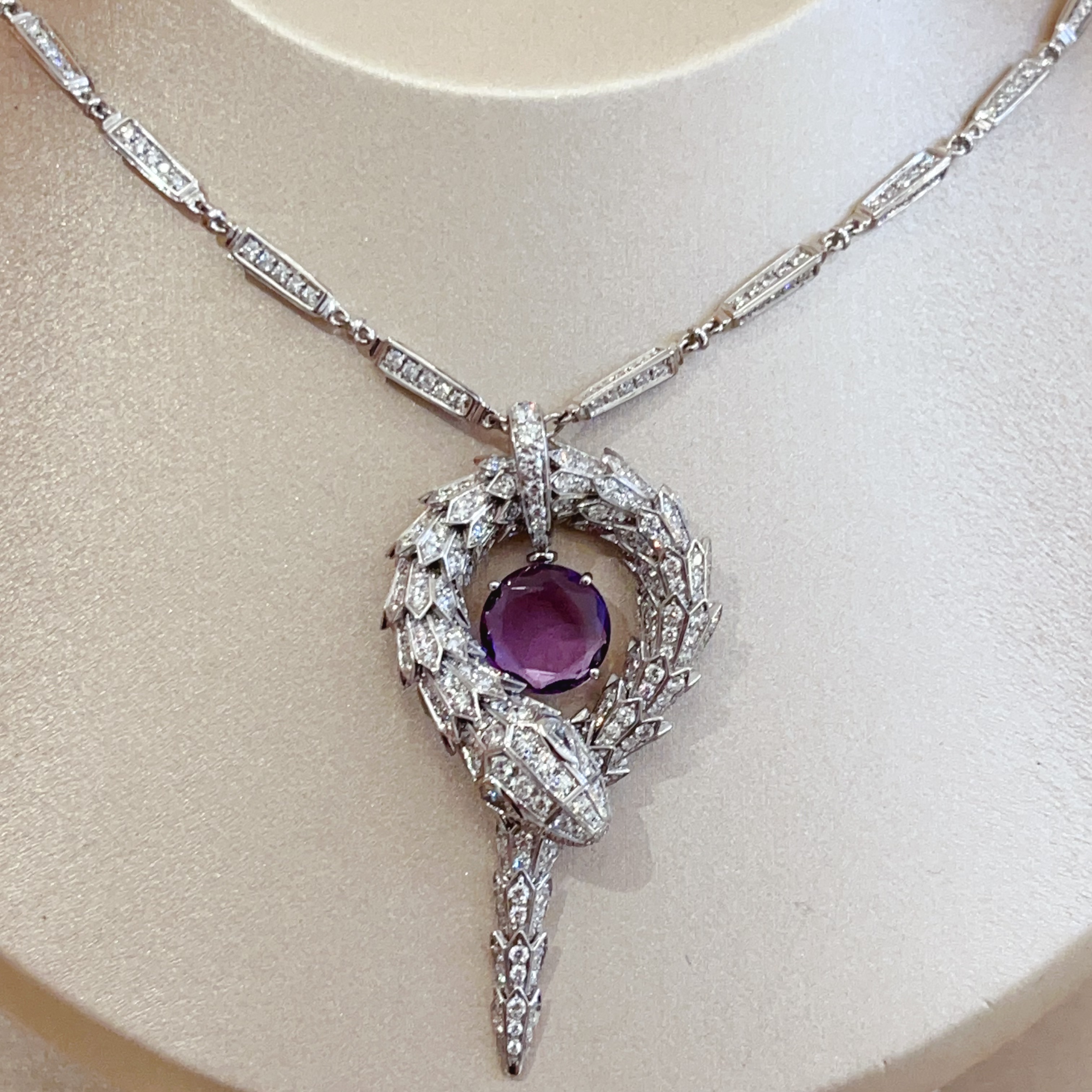 99新 BVLGARI/宝格丽 99新 满钻蛇项链/白金/#43.5cm  xx25022804