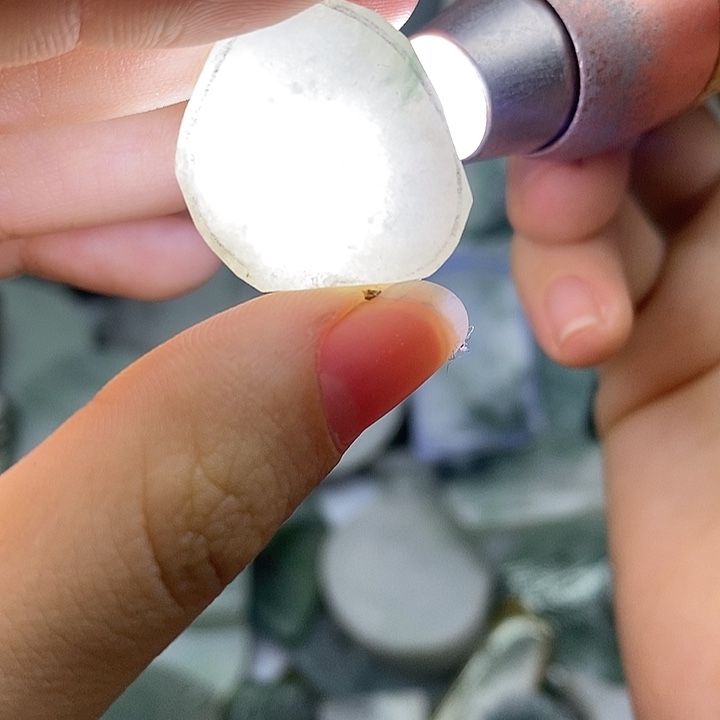 翡翠裸石纯天然翡翠