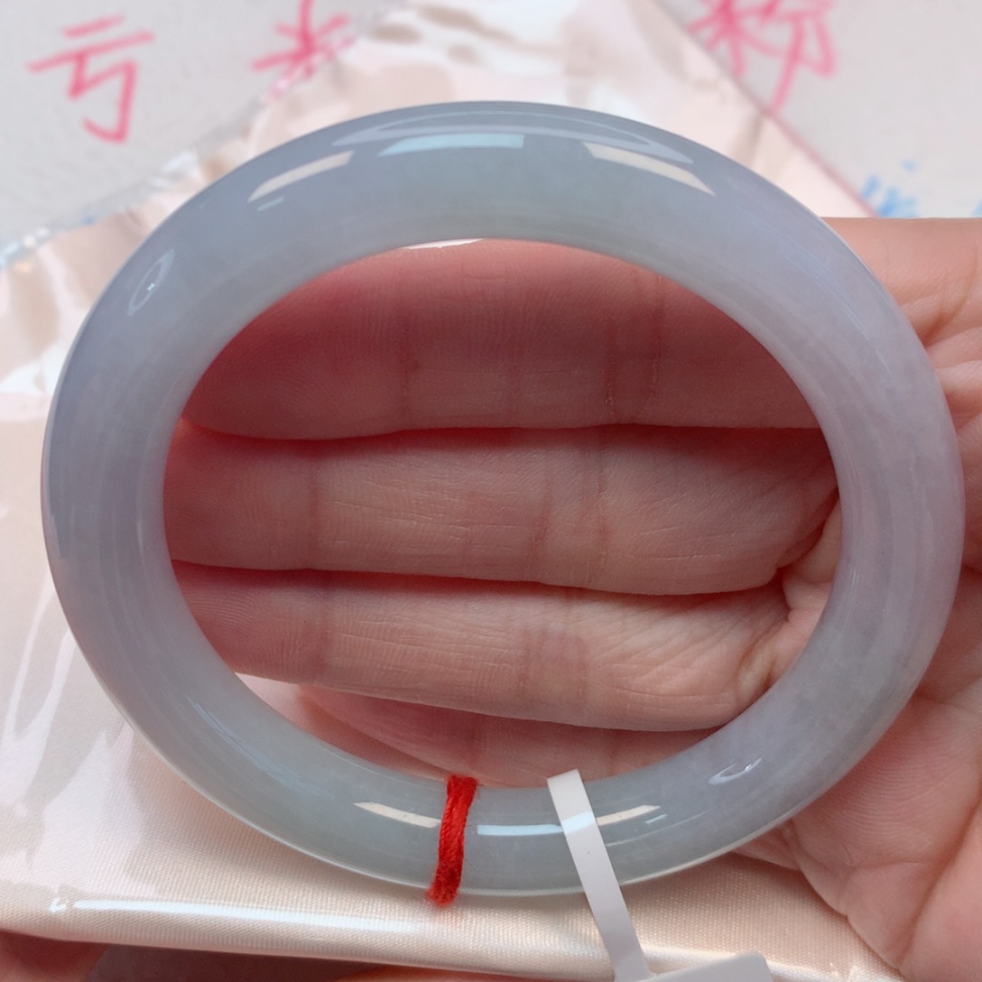 翡翠手镯未镶嵌58圆条 完整度高 水润