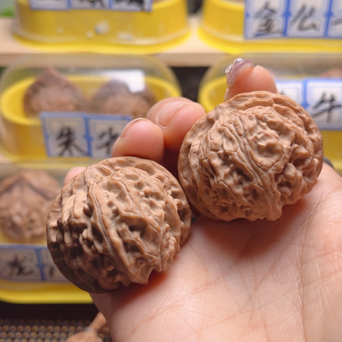 文玩核桃把件苹果园