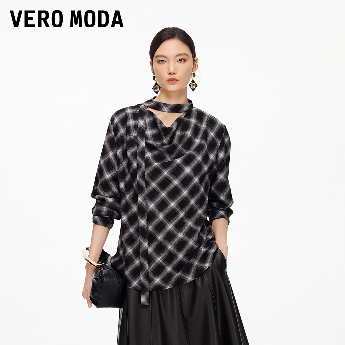 Vero Moda衬衫2026春季新款复古格子经典飘带时髦上衣326151003