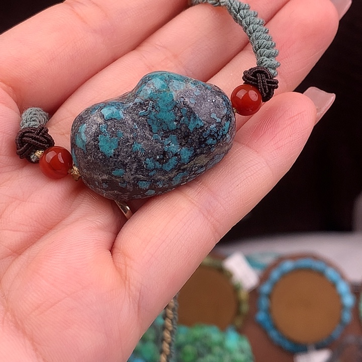 绿松石未镶嵌原矿