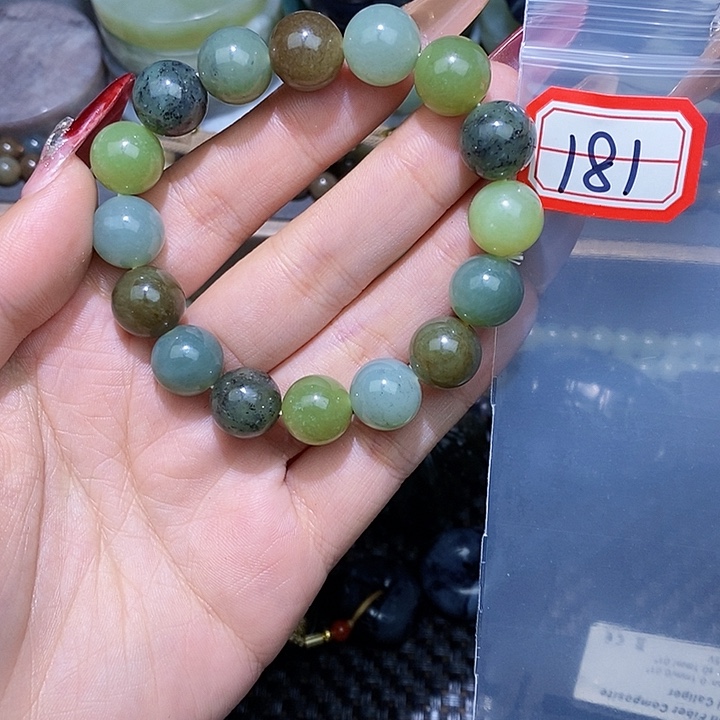 和田玉和田玉边角料随机发未镶嵌