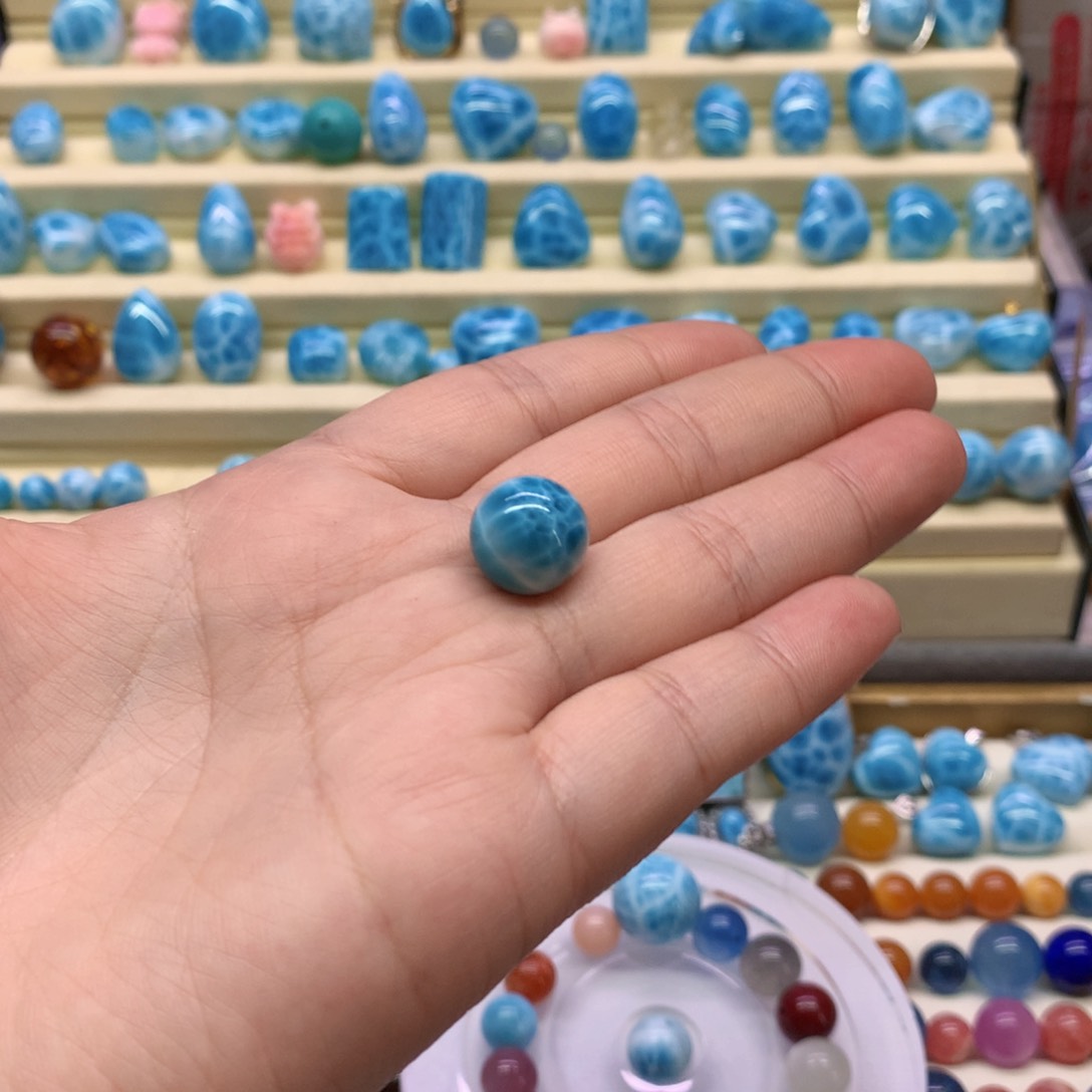 酒***桃针钠钙石（海纹石）未镶嵌珠宝半成品