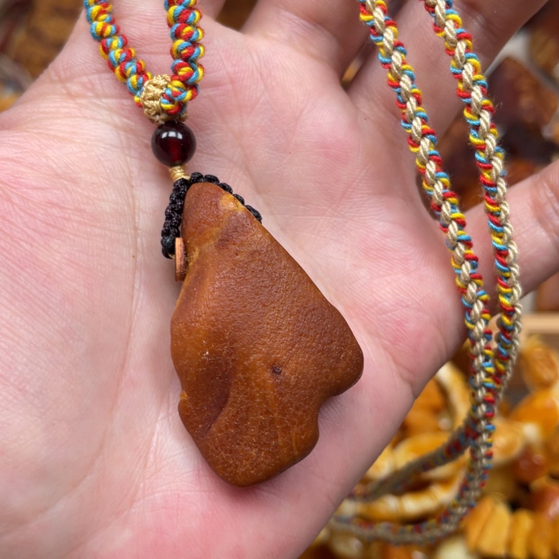 蜜蜡珠宝奇石未镶嵌