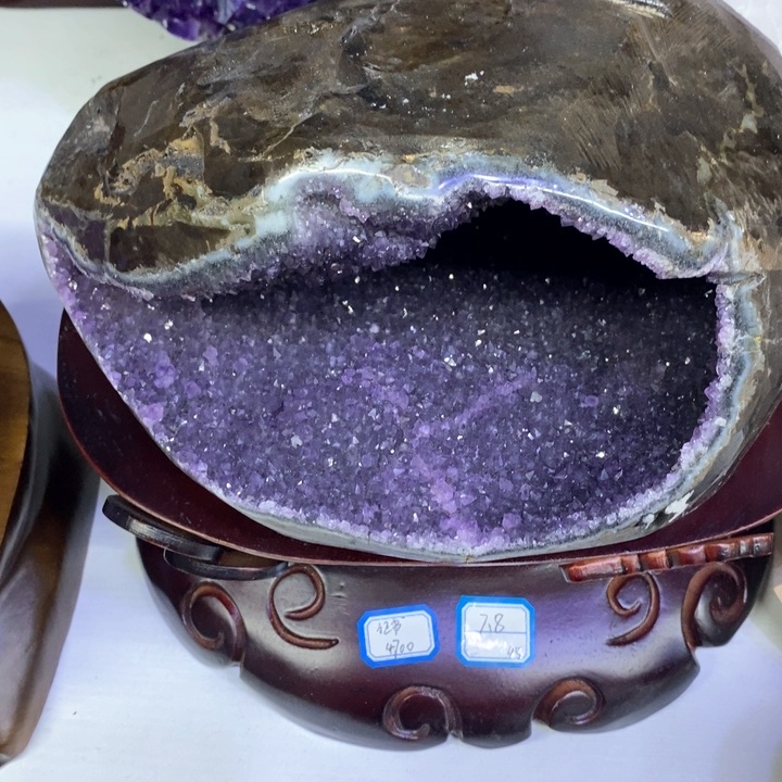 紫晶摆件未镶嵌好好