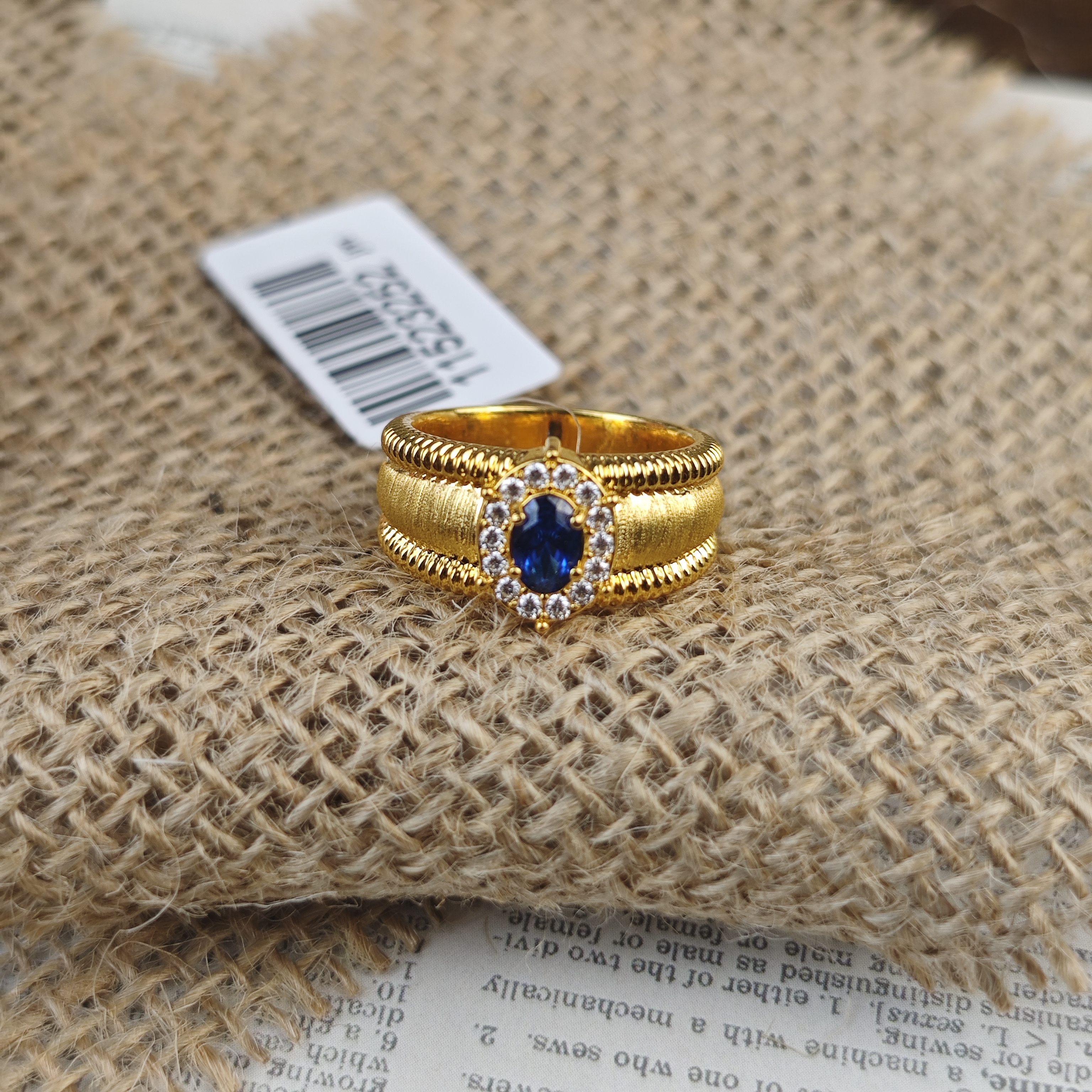 足金999 5D工艺 鸽子蛋戒指（蓝）