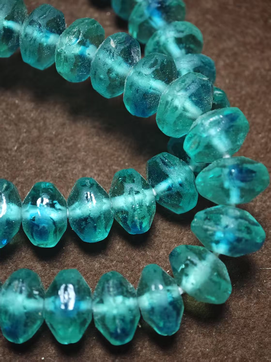 进口琉璃飞碟凡士林女款时尚珠珠精美绿色渐变