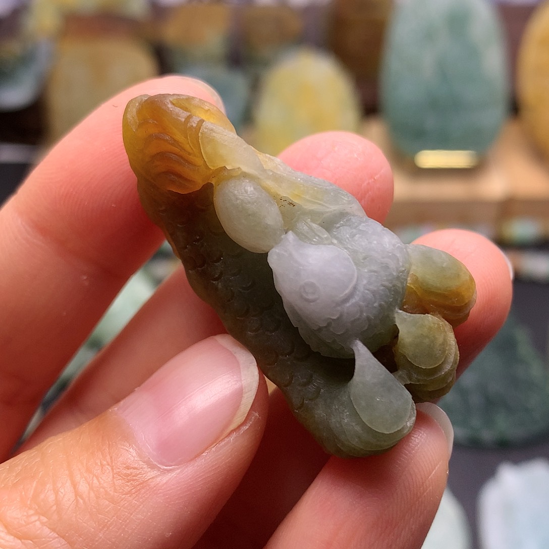 定制翡翠未镶嵌翡翠