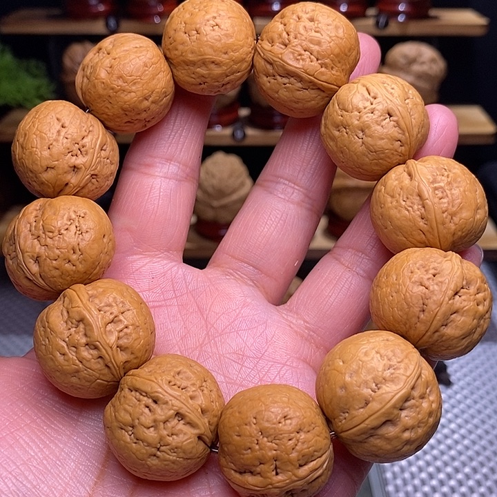 文玩核桃吊坠爱****树手串90