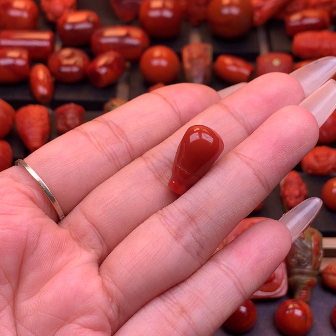 南红玛瑙未镶嵌原矿奶嘴三通10.3mm