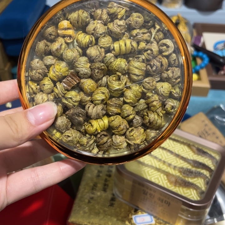 绿泥——————————————————————