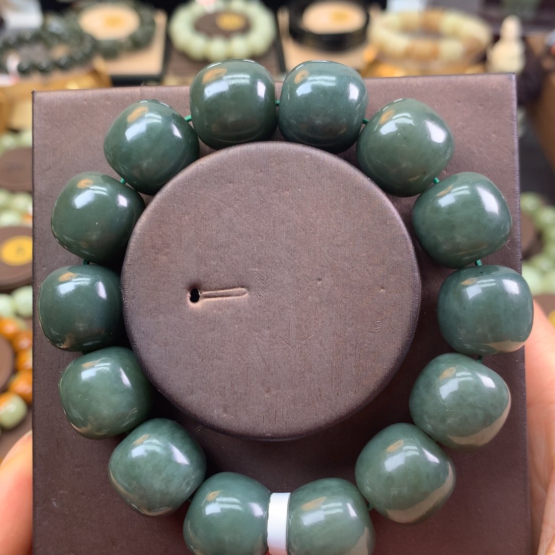 和田玉手链未镶嵌