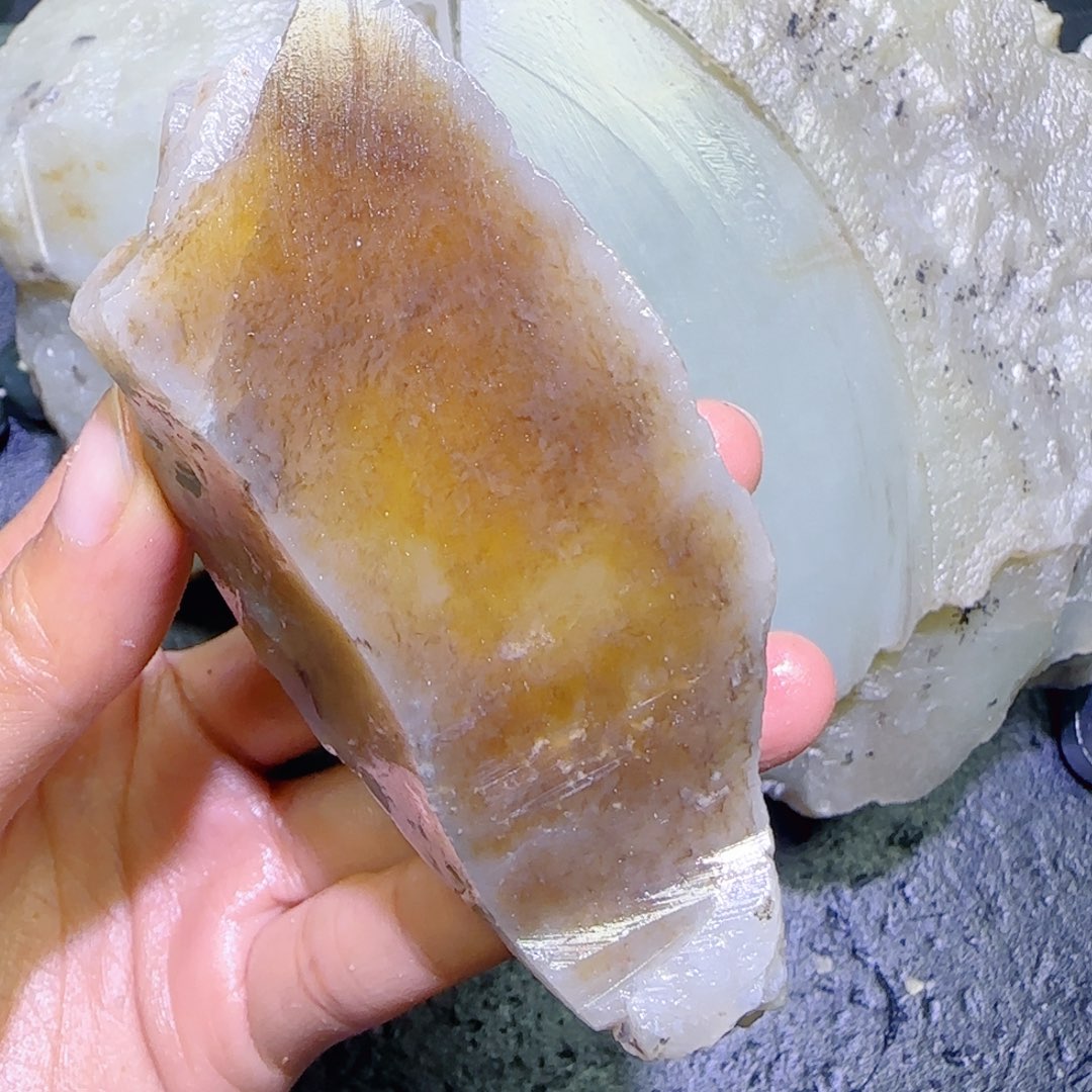 和田玉未镶嵌珠宝半成品