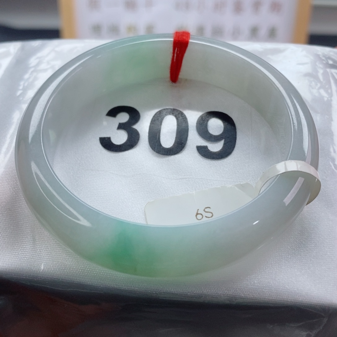 翡翠手镯未镶嵌天然A货翡翠手镯