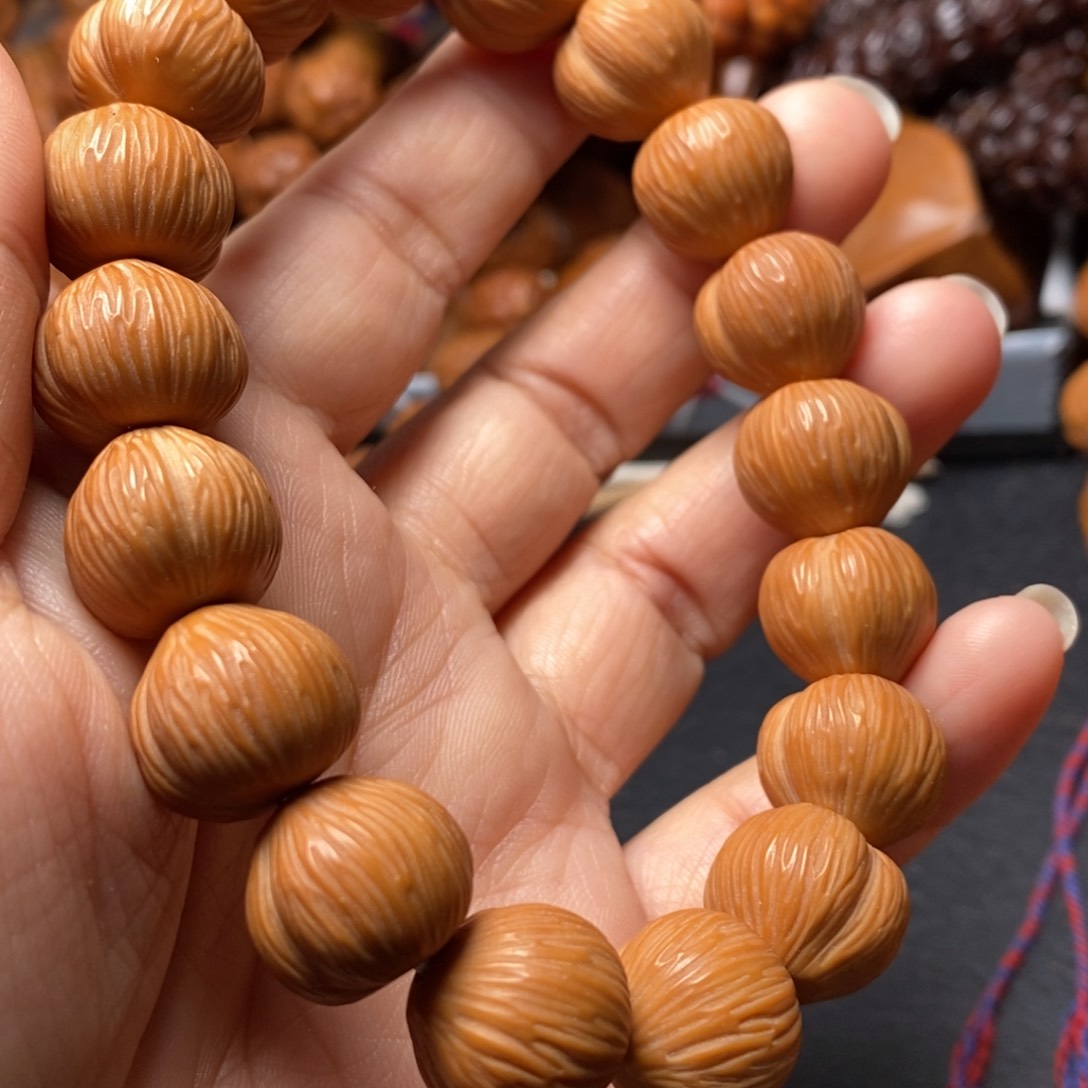 吊坠猴头核桃猴头