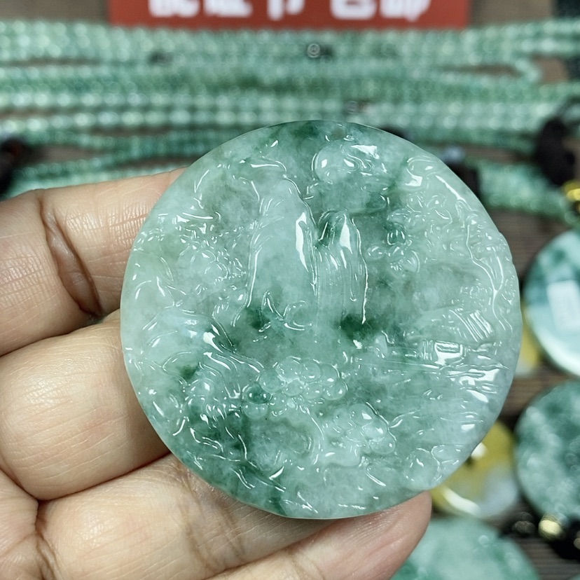 【闪购商品】翡翠颈饰未镶嵌玉吊坠翡翠玉圆形山水牌