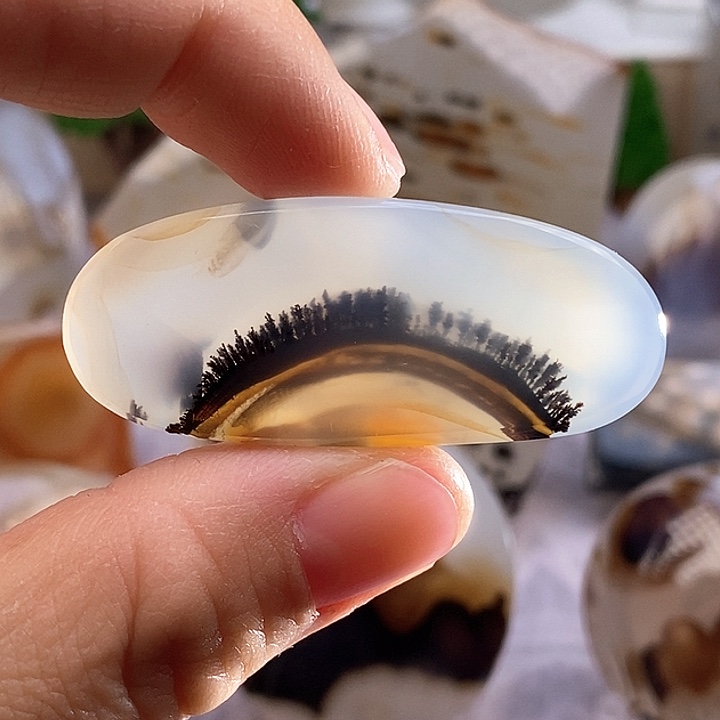 玛瑙/玉髓颈饰未镶嵌