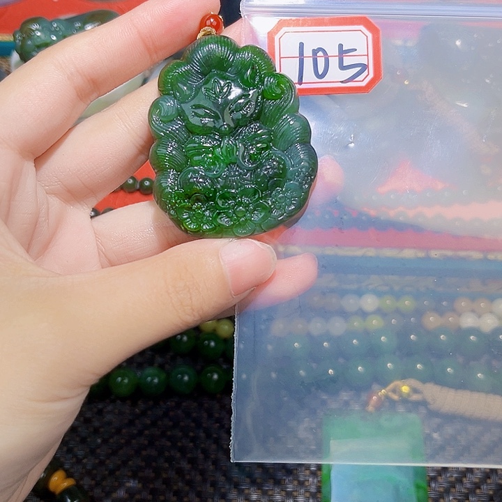 和田玉和田玉边角料随机发未镶嵌