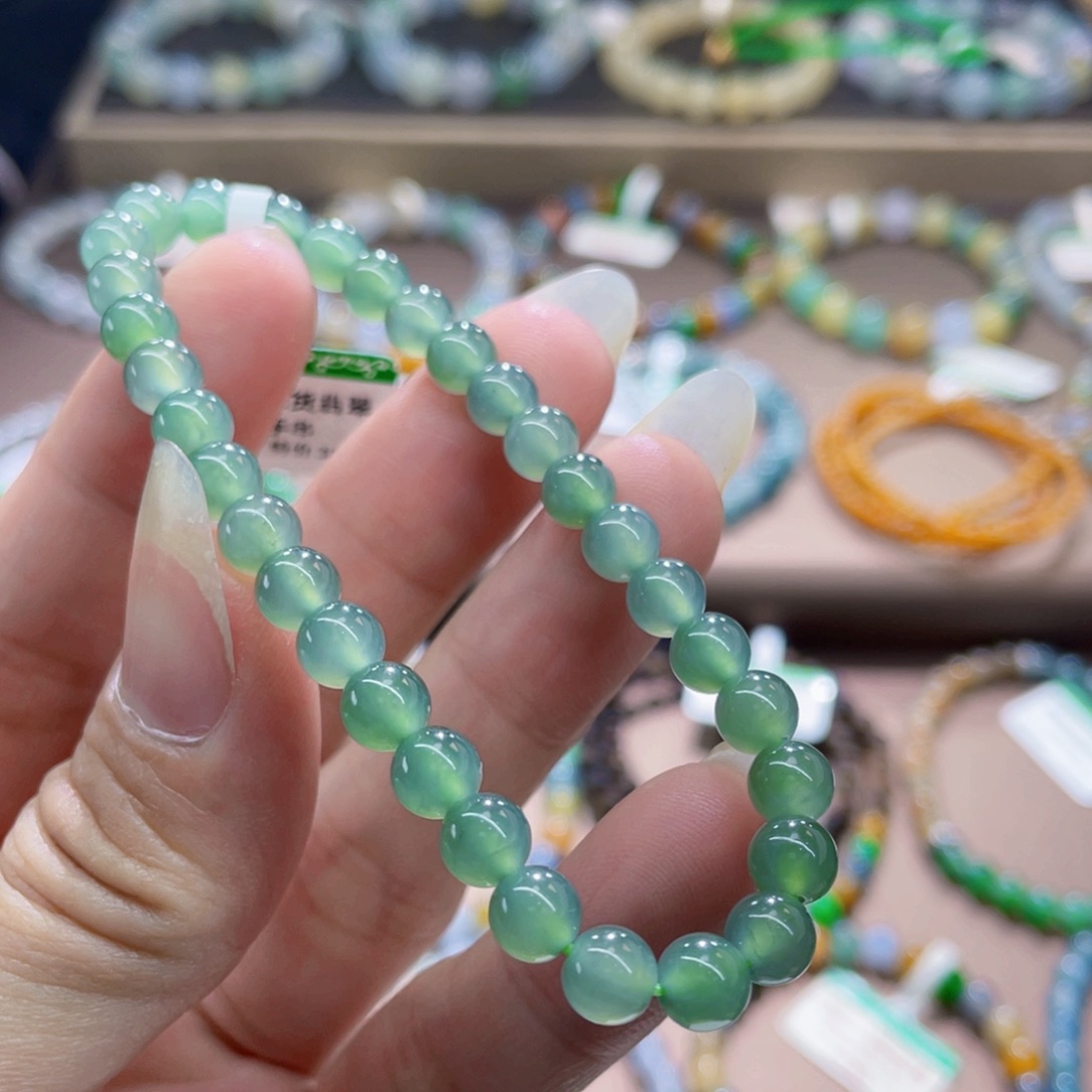 未镶嵌手链翡翠卡5.7 无鉴赏