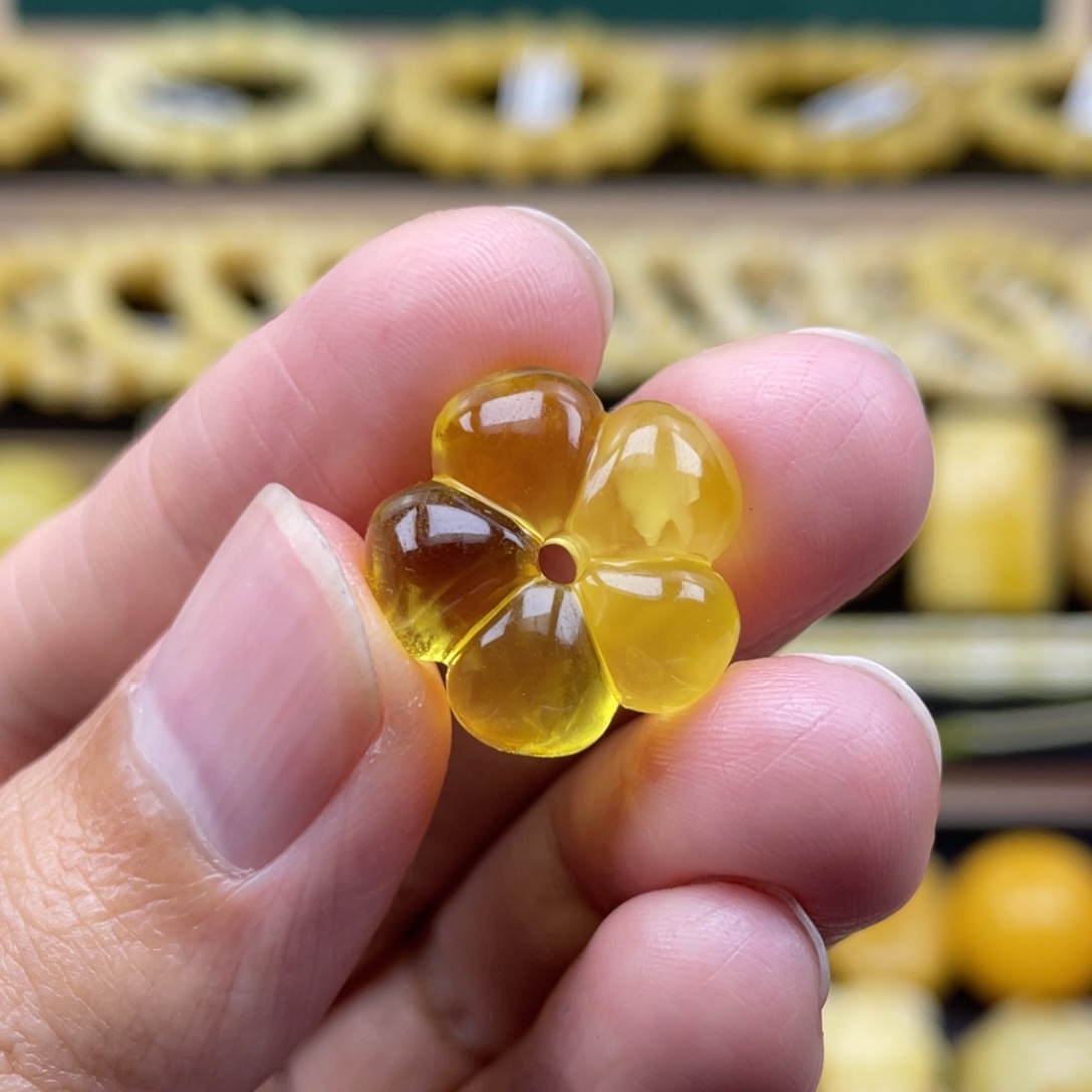 琥珀裸石未镶嵌琥珀蜜蜡